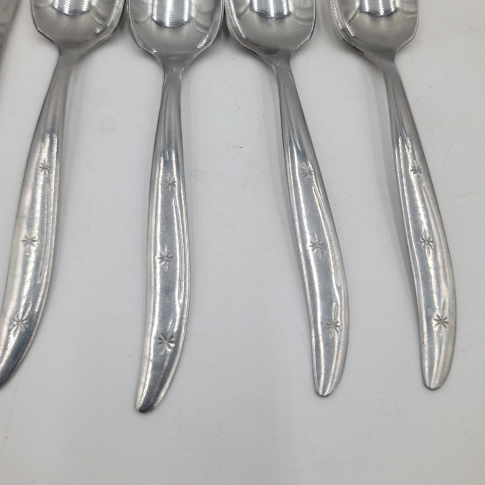 Superior Stainless USA INS16 Starburst Flatware 4 Grapefruit Spoons 1 Knife Set - Picture 4 of 7